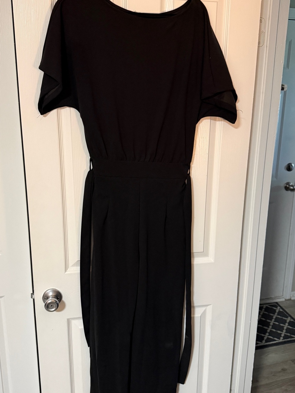 Boutique: Elegant Black Wide Leg Jumpsuit with Tie Waist